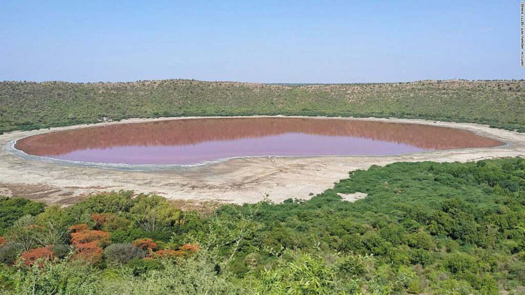 Lonarko Lake: A 50,000-year-old lake in India has just turned pink and experts don’t know exactly why