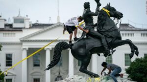 The Trump administration is preparing a major effort to protect monuments that include U.S. marshals and an executive order