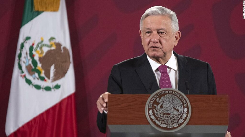 Mexican President López Obrador is flying an advertisement to visit Trump. Here's how it works