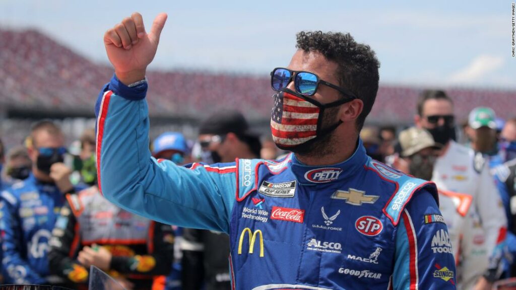 Bubba Wallace: White House refuses to deny Confederate flag while Trump resents NASCAR ban