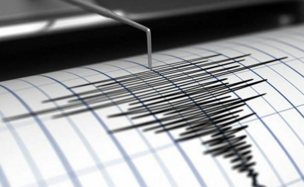 Australia registra tsunamis tras sismo de 7.7 en islas del Pacífico