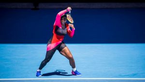 Serena Williams zieht mühelos in Runde drei der Australian Open ein.