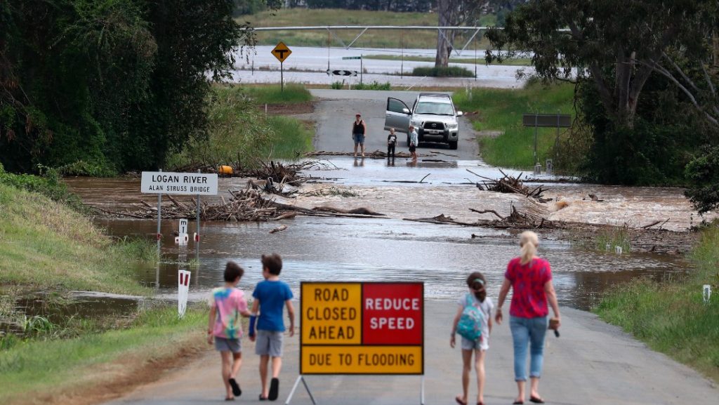 Australia continues to evacuate due to floods, a person dies - Noticieros Televisa