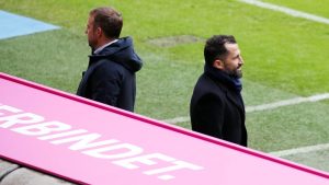 FC Bayern: Trainer Hans-Dieter Flick (li.) und Sportvorstand Hasan Salihamidzic (re.)