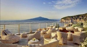 Sorrento, Live Music on the Picturesque Terrace: Start on Sundays with Barbara Tucker