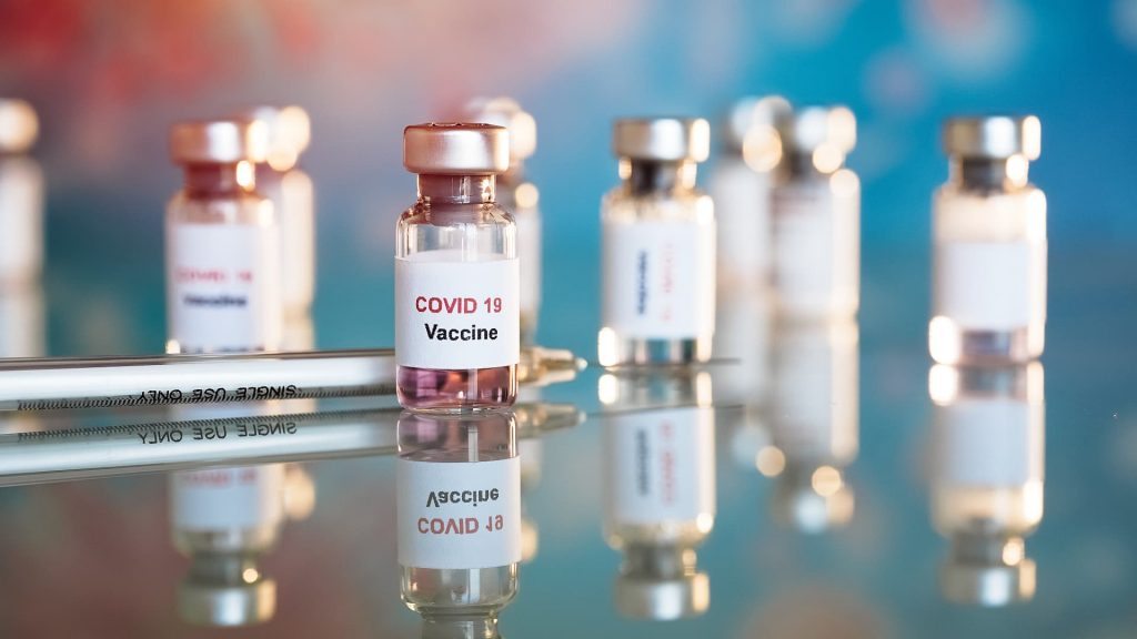 Covid-19 vaccine: Do combination vaccines work better?