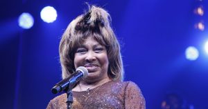 Life of Tina Turner in her castle in Switzerland: "Before twelve o'clock do not ring the bell" |  LOS40 Classic