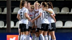 Football - German Football Association women also defeat Portugal's pursuits - sport