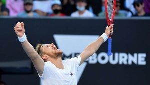 Yannick Hanfmann trift in Melbourne nun auf Rafael Nadal. Foto: James Ross/AAP/dpa