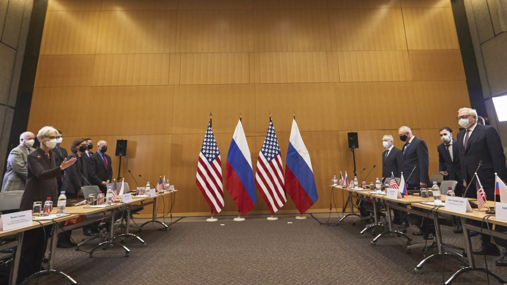 US and Russia: First Talks, Dim Expectations