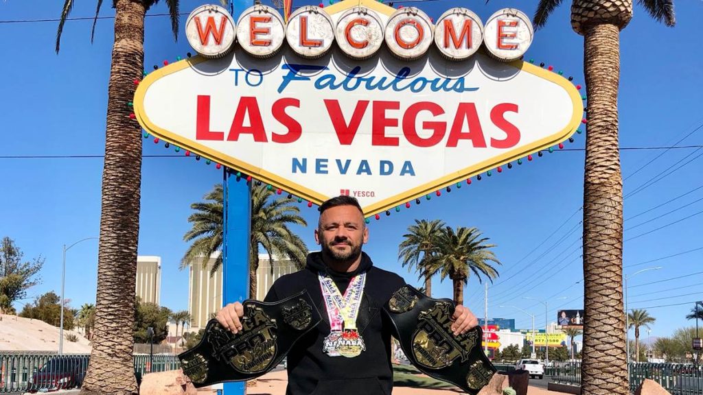 Erfolgreicher USA-Trip - und die ersten Siege als Schwarzgut: Zwei Champion-Gürtel, einmal Gold und einmal Silber holte Ögüt in San Diego und Las Vegas. Und das trotz Kieferschmerzen.