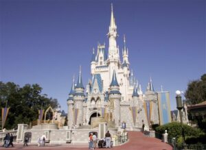 Cinderella’s Castle Paint Gets Mixed Review During Its Reveal – Deadline