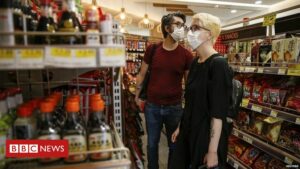 Coronavirus: Face coverings in England's shops to be compulsory from 24 July