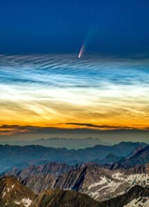 Neowise comet and rare astronomical phenomena captured in remarkable image