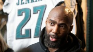 Saints' Malcolm Jenkins calls DeSean Jackson's anti-Semitic posts 'a distraction'