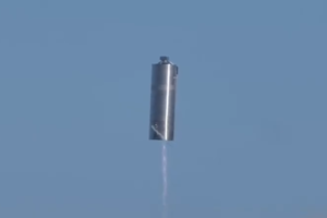 SpaceX Starship prototype takes big step toward Mars with first tiny 'hop'