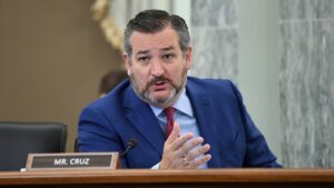 Ted Cruz, others rip Washington Post over ‘sick’ Robert Trump obit headline