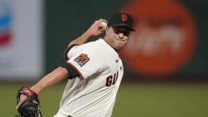 Giants' Watson leads by example to promote youth bulge in the final year of the decade