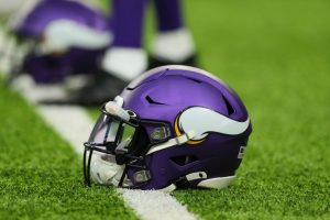 Report: Minnesota Vikings Linebacker Tests Positive For COVID-19 - WCCO