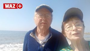 The couple leads the United States with a Bochum license plate