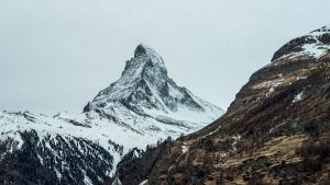 A distance of 5 km between Switzerland and Italy was determined in the World Cup