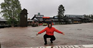 He's Argentinian and he tells us how it feels to live in the happiest country in the world: "There are no poor people here and no one faces problems because they don't make ends meet."