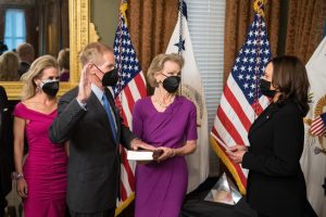 NASA: New NASA Administrator takes the oath