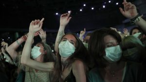 Return to normalcy: 5,000 people attended a rock concert in Paris