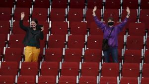 An intriguing record: four (!) spectators in the classic Finland-Canada match