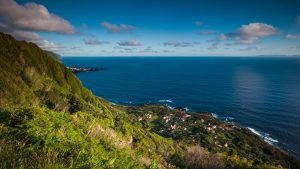 Azores: Youngster finds a message in a bottle from the USA two years later