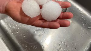 Blick-Q & A: Are hailstones getting bigger?