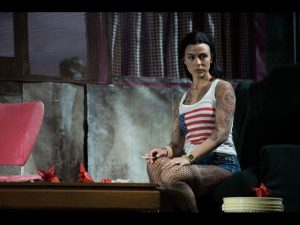 The faltering butterfly, Corinne Winters invades Circus Maximus