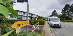 The way to school and so far Opherdicker Strasse doesn't make any space for bikes