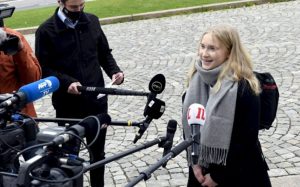 Aava Murto es una estudiante de secundaria que milita activamente por temas medioambientales y de derechos humanos. (AFP)