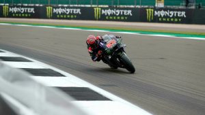 Quartararo dominates Great Britain's first free practice despite fall