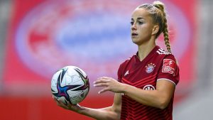 DFB Women: Julia Gwen returns to World Cup qualifiers